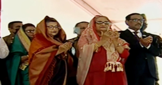 মেট্রোরেলের উদ্বোধনের পর মোনাজাতে অংশ নিলেন প্রধানমন্ত্রী