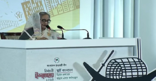 নির্বাচনী ইশতেহার: নারীদের জন্য বড় প্রতিশ্রুতি আ. লীগের