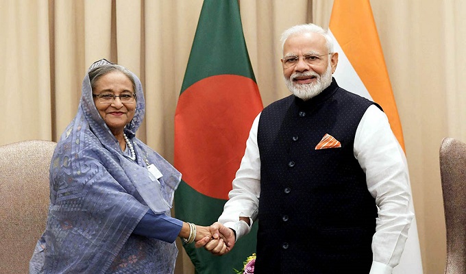 প্রধানমন্ত্রীকে ফোনে মোদীর ঈদ শুভেচ্ছা