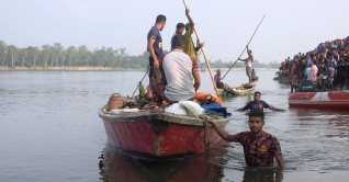 নৌকাডুবি:পঞ্চম দিনের উদ্ধার অভিযান, এখনো নিখোঁজ ৩