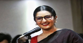 পরীমনিকে গাড়ি-আইফোন ফেরত দেওয়ার নির্দেশ