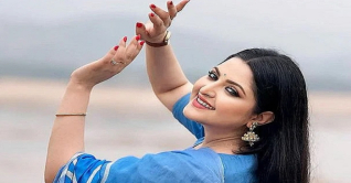 এখন আমার দুটি সন্তান: পরীমনি এখন আমার দুটি সন্তান: পরীমনি