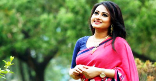 ঈদে উপস্থাপনায় পূর্ণিমা ঈদে উপস্থাপনায় পূর্ণিমা