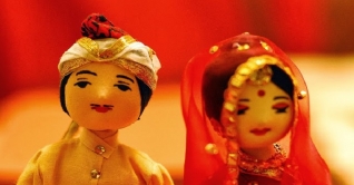 পুতুল জীবন পুতুল জীবন