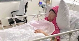 খালেদা জিয়াকে দ্রুত বিদেশে পাঠানোর দাবি বিএনপির খালেদা জিয়াকে দ্রুত বিদেশে পাঠানোর দাবি বিএনপির