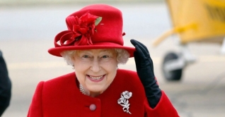অক্টোবরে যা যা করলেন রানি এলিজাবেথ