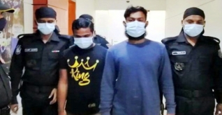 বাসে ছাত্রীকে ধর্ষণের হুমকি : চালক-হেলপার রিমান্ডে বাসে ছাত্রীকে ধর্ষণের হুমকি : চালক-হেলপার রিমান্ডে