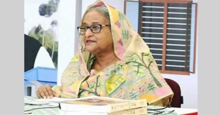 ‘দুঃখী মানুষের মুখে হাসি ফোটানো জীবনে বড় পাওয়া’ ‘দুঃখী মানুষের মুখে হাসি ফোটানো জীবনে বড় পাওয়া’