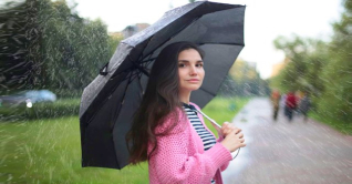 বর্ষাকালে সুস্থ থাকতে যা খাবেন বর্ষাকালে সুস্থ থাকতে যা খাবেন