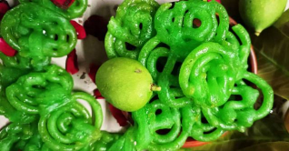 কাঁচা আমের জিলাপিতে মজেছে রাজশাহীবাসী