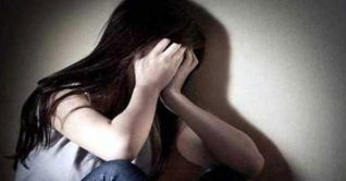 ষষ্ঠ শ্রেণির ছাত্রীকে তুলে নিয়ে ধর্ষণ করল দশম শ্রেণির ২ ছাত্র