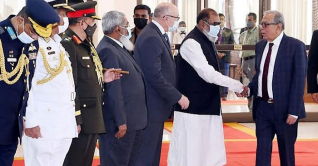 দেশে ফিরেছেন রাষ্ট্রপতি