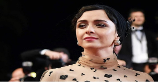 বিক্ষোভে উসকানির অভিযোগে ইরানের অভিনেত্রী গ্রেপ্তার বিক্ষোভে উসকানির অভিযোগে ইরানের অভিনেত্রী গ্রেপ্তার