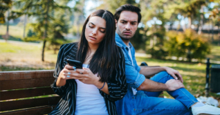 পরকীয়া থেকে নিজেকে দূরে রাখবেন যেভাবে পরকীয়া থেকে নিজেকে দূরে রাখবেন যেভাবে