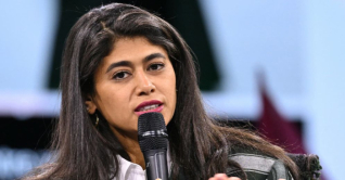 ‘শেষ মুহূর্ত পর্যন্ত হার মানবো না’, ফ্লোটিলা থেকে রিমা হাসান ‘শেষ মুহূর্ত পর্যন্ত হার মানবো না’, ফ্লোটিলা থেকে রিমা হাসান