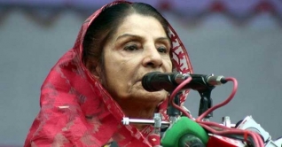 জাপার বিভেদের সংবাদ ভিত্তিহীন: রওশন এরশাদ জাপার বিভেদের সংবাদ ভিত্তিহীন: রওশন এরশাদ