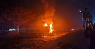 শিক্ষার্থীর মৃত্যুতে উত্তাল রাবি ক্যাম্পাস শিক্ষার্থীর মৃত্যুতে উত্তাল রাবি ক্যাম্পাস