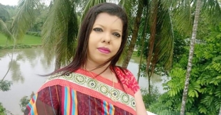 দুদকের তলব: ডিএজি রুপার রিট কার্যতালিকা থেকে বাদ দুদকের তলব: ডিএজি রুপার রিট কার্যতালিকা থেকে বাদ