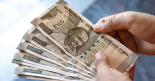 আজ থেকে ভারতের সঙ্গে রুপিতে লেনদেন শুরু আজ থেকে ভারতের সঙ্গে রুপিতে লেনদেন শুরু