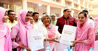 পৃথিবীর বুকে বাংলাদেশকে আলোকিত করবে: শারমীন পৃথিবীর বুকে বাংলাদেশকে আলোকিত করবে: শারমীন