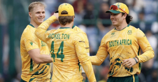 ভারতকে উড়িয়ে দিয়ে সুপার এইটে দক্ষিণ আফ্রিকা