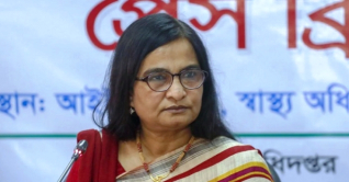 লাইফ সাপোর্টে স্বাস্থ্য অধিদফতরের সেব্রিনা ফ্লোরা