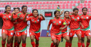 কলসিন্দুরের সাফজয়ী ৮ ফুটবলারকে সংবর্ধনার আয়োজন কলসিন্দুরের সাফজয়ী ৮ ফুটবলারকে সংবর্ধনার আয়োজন