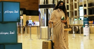 সীমান্ত খুলছে সৌদি, বিদেশে যেতে নাগরিকদের লাগবে বুস্টার