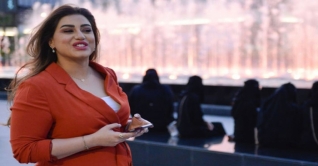 পশ্চিমা পোশাকে ‘দুঃসাহসী’ সৌদিকন্যা মশিল পশ্চিমা পোশাকে ‘দুঃসাহসী’ সৌদিকন্যা মশিল