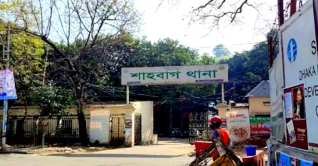 নারী শিক্ষার্থীকে হেনস্তা: ৮ ঘণ্টা পর থানা ছাড়লেন ‘তৌহিদী জনতা’