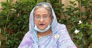 সমালোচনা না করে হতদরিদ্রদের পাশে দাঁড়ান: প্রধানমন্ত্রী সমালোচনা না করে হতদরিদ্রদের পাশে দাঁড়ান: প্রধানমন্ত্রী