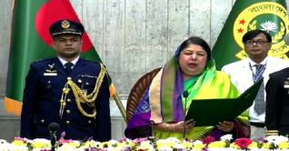 শপথ নিলেন স্পিকার