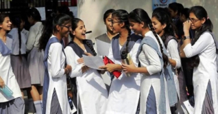 দ্বিতীয় ডোজের অপেক্ষায় ৩০ লাখ শিক্ষার্থী দ্বিতীয় ডোজের অপেক্ষায় ৩০ লাখ শিক্ষার্থী