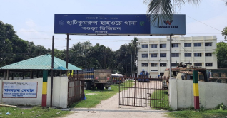 মায়ের সামনেই বাসচাপায় প্রাণ গেল শিশুর