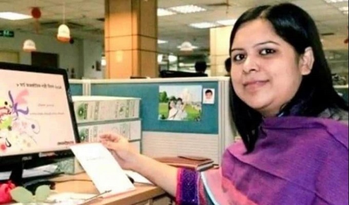 রোজিনা ইসলাম।  পুরোনো ছবি।