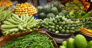 কমেছে মুরগির দাম, স্থিতিশীল সবজি কমেছে মুরগির দাম, স্থিতিশীল সবজি