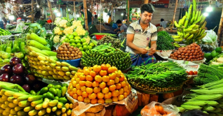 জ্বালানি তেলের আগুন কাঁচাবাজারে জ্বালানি তেলের আগুন কাঁচাবাজারে