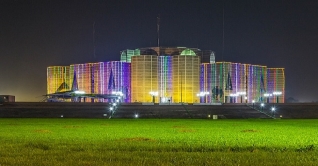 নারীপদ পূরণে ৫ বছর সময় বাড়ানোর পক্ষে আ. লীগ নারীপদ পূরণে ৫ বছর সময় বাড়ানোর পক্ষে আ. লীগ