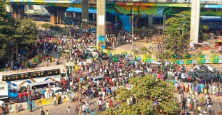 রাজধানীতে আজও অটোরিকশা চালকদের সড়ক অবরোধ রাজধানীতে আজও অটোরিকশা চালকদের সড়ক অবরোধ