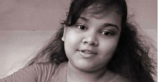 কলকাতায় আরেক মডেলের ঝুলন্ত মরদেহ উদ্ধার কলকাতায় আরেক মডেলের ঝুলন্ত মরদেহ উদ্ধার