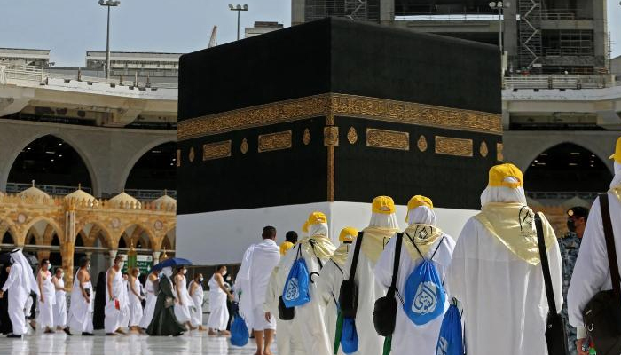 সৌদি আরব পৌঁছেছেন লক্ষাধিক হজযাত্রী