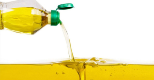 নতুন দামে সয়াবিন তেল বিক্রি শুরু