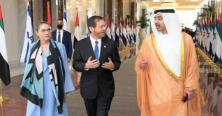 সস্ত্রীক আমিরাত সফরে ইসরায়েলের প্রেসিডেন্ট