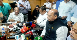 ৮ লাখের বেশি মানুষ আশ্রয় কেন্দ্রে এসেছেন