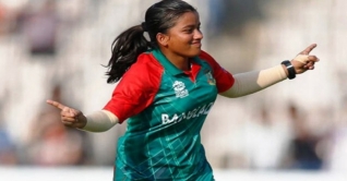 নভেম্বরের সেরা হতে পারলেন না নাহিদা নভেম্বরের সেরা হতে পারলেন না নাহিদা