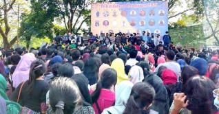 উপাচার্যের পদত্যাগ দাবিতে উত্তাল শাবি উপাচার্যের পদত্যাগ দাবিতে উত্তাল শাবি