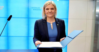 সুইডেনের প্রথম নারী প্রধানমন্ত্রীর পদত্যাগ