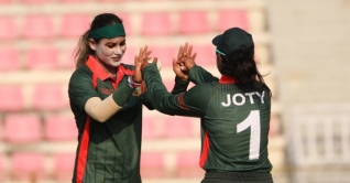 টানা ৩ জয়ে সিরিজ জিতলো বাংলাদেশ নারী ইমার্জিং দল টানা ৩ জয়ে সিরিজ জিতলো বাংলাদেশ নারী ইমার্জিং দল