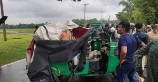 সিলেটে সড়ক দূর্ঘটনায় স্বামী-স্ত্রীসহ নিহত ৩