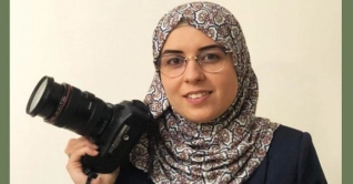 পশ্চিমতীর থেকে ফিলিস্তিনি নারী সাংবাদিক অপহৃত পশ্চিমতীর থেকে ফিলিস্তিনি নারী সাংবাদিক অপহৃত